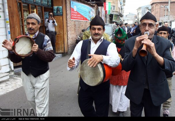 Nowruz Khani, Tradition to Show Gratitude towards Springs Arrival (2)