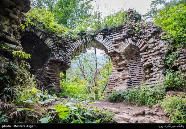 Irans Beauties in Photos: Enchanting Rudkhan Castle10