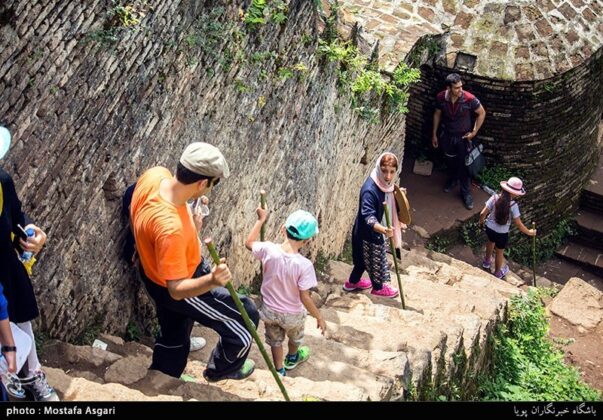 Irans Beauties in Photos: Enchanting Rudkhan Castle8