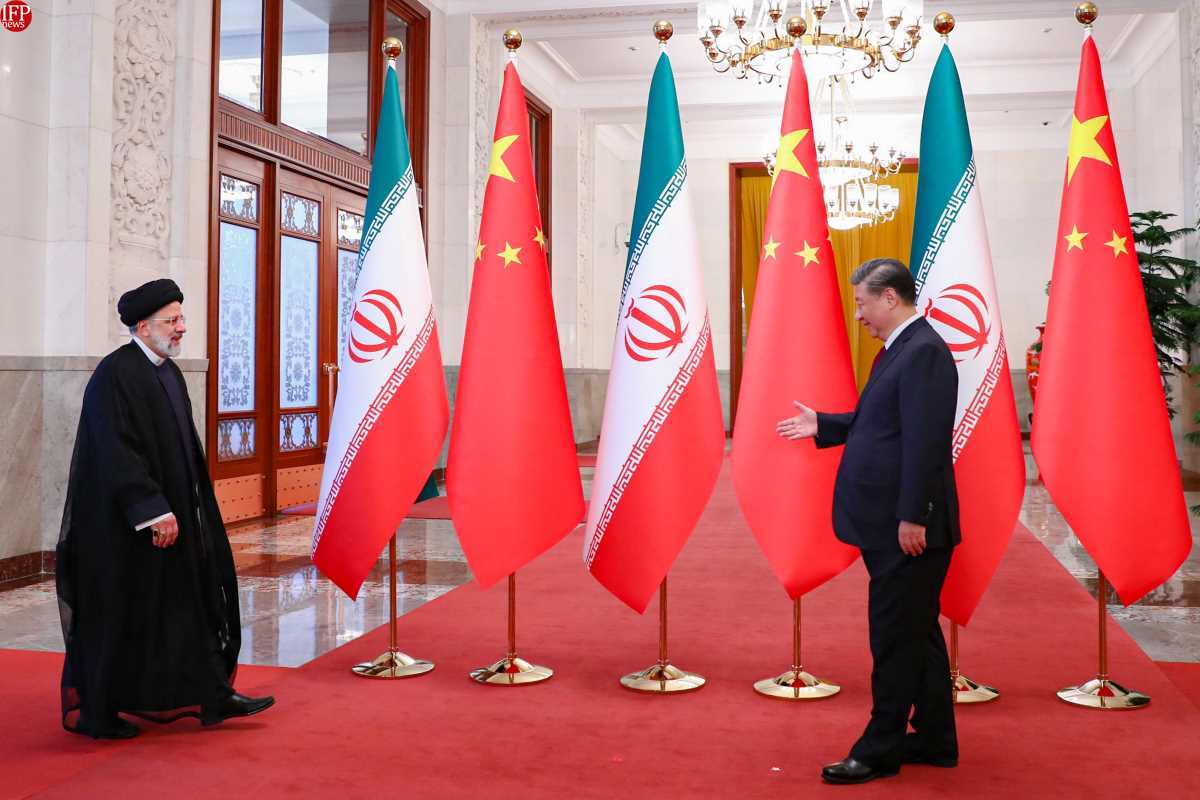 Outspoken Iranian Daily Urges Officials Not To Count On China For Economic Improvement