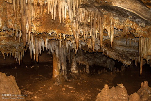 Iran-Hampoiel Cave 