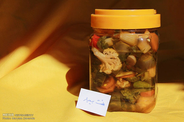 Torshi Recipe (Iranian pickled vegetables)