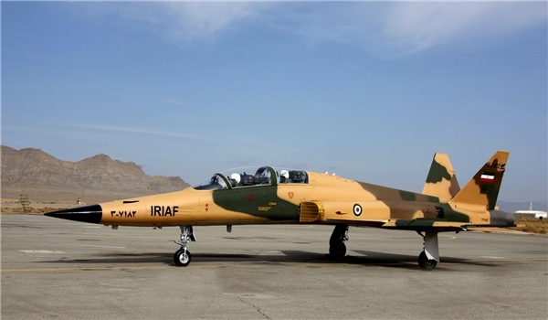 Iran home-made training fighter 4