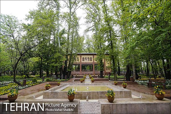 Persian garden Park30