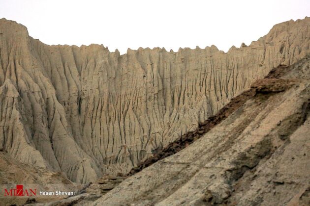 Splendid Beauty of Martian Mountains in SE Iran (5)