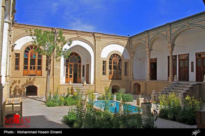 Zand Historical House0