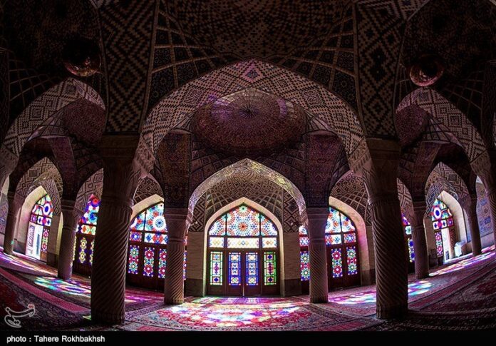 Nasir al-Mulk Mosque in Shiraz 1