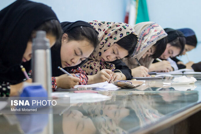 Non-Iranian Students39