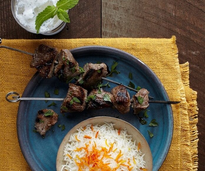 What to Eat in Iran: 10 Essential Persian Dishes