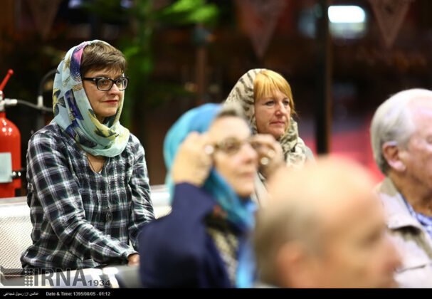 Foreign Tourists- Isfahan