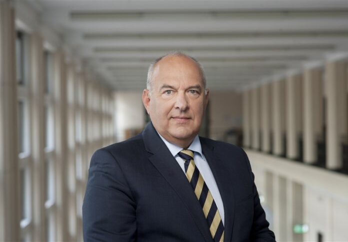 139509011626444419273424