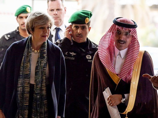 British PM Refuses to Wear Headscarf in Riyadh Visit