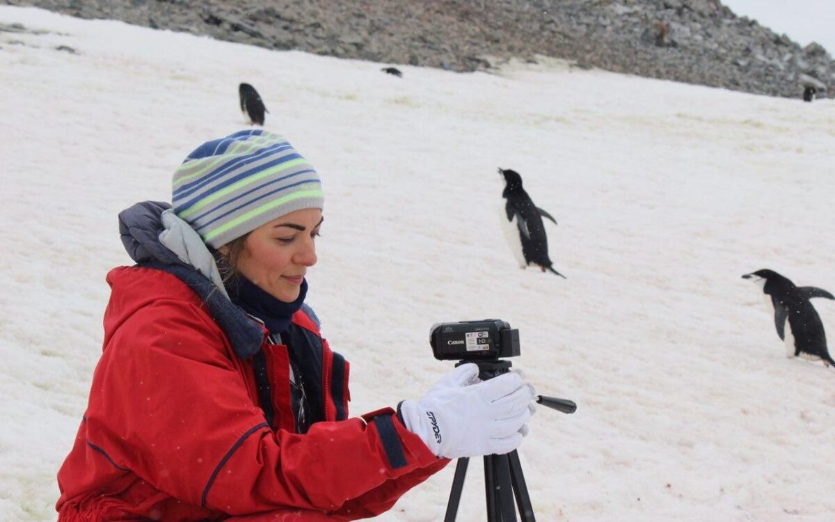 Hottest, Coldest Regions on Earth Look Similar: Iranian Tourist