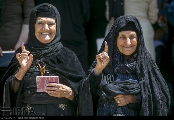 People from All Walks of Life Vote in Iran Elections (Photos)