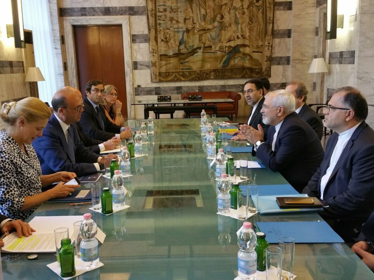 Iran FM Holds Talks with Top Italian Officials in Rome