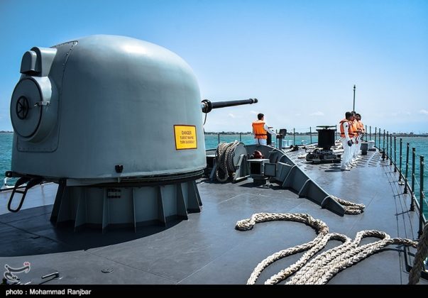 البحرية الايرانية تختتم مناوراتها في بحر قزوين