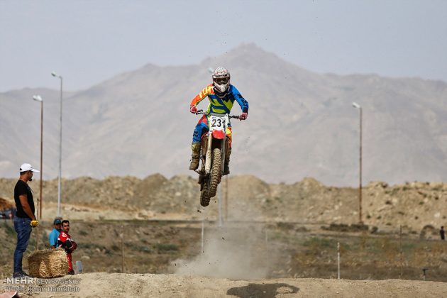 سباق "موتوركروس" في ايران