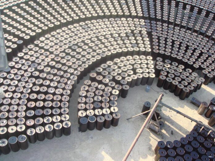 Iran, India to Trade Goods on Mercantile Exchanges