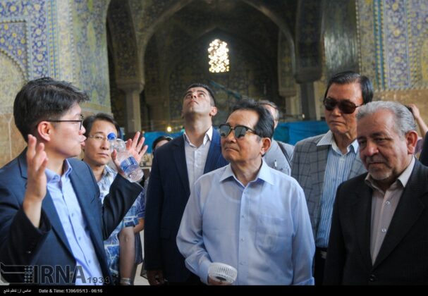 South Korean Speaker Visits Historic Sites of Isfahan