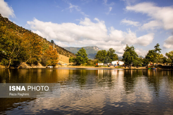 Iran’s Beauties in Photos: Shourmast Lake 7