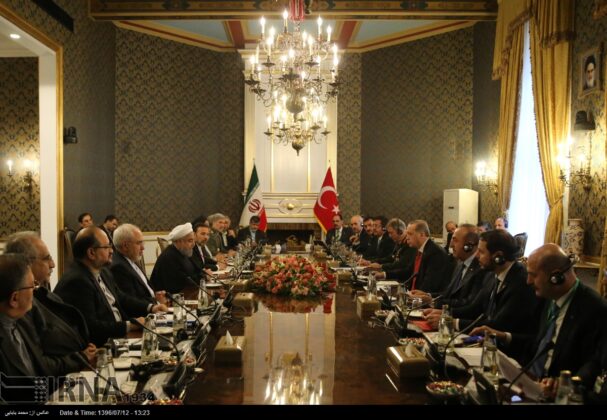 Iran, Turkey Sign 4 MoUs