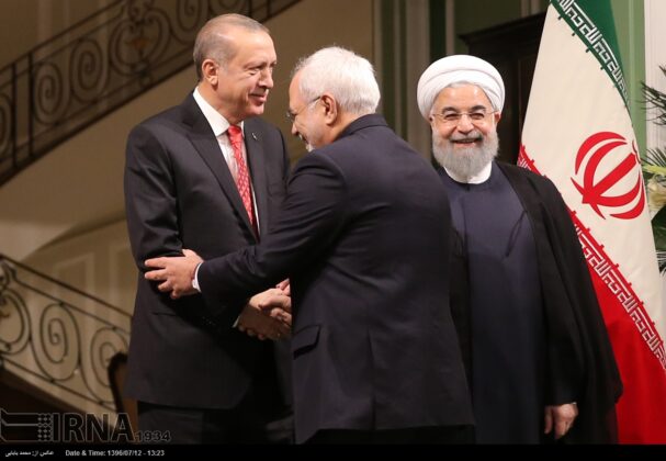 Iran, Turkey Sign 4 MoUs