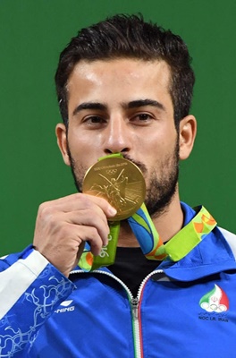 Iranian Athletes Auction Medals to Raise Money for Quake Victims