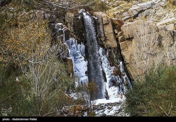 Winter in Hamadan’s Ganjnameh Waterfall
