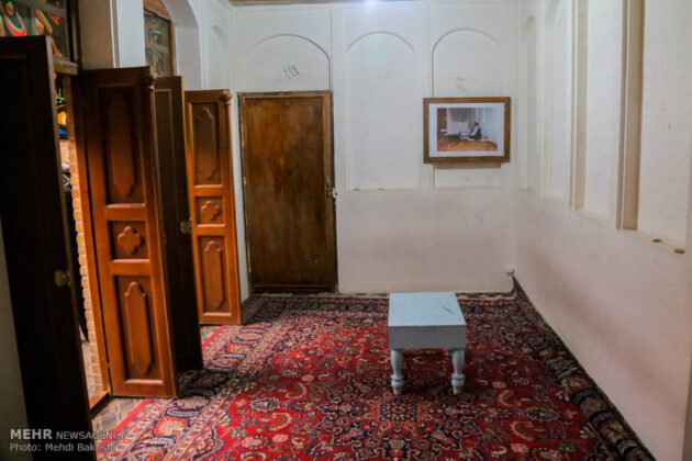 Pilgrims Visit Imam Khomeini's House in Iraq’s Najaf