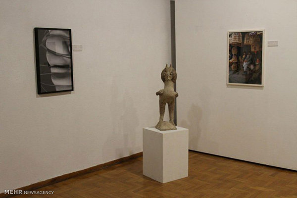 Exhibition of Afghan Artworks Underway in Tehran
