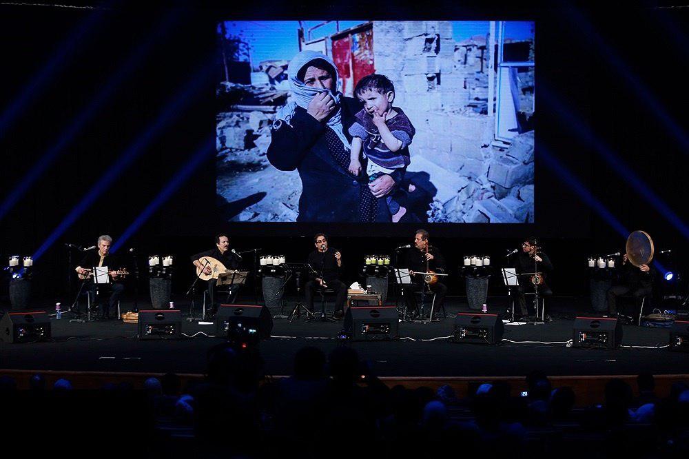 Legendary Singer Holds Benefit Concert for Iran Quake-Hit People