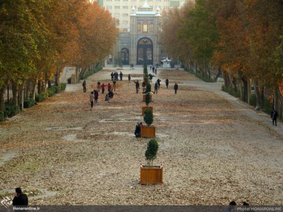 Tehran Hosts “Autumn-Leaf” Festival
