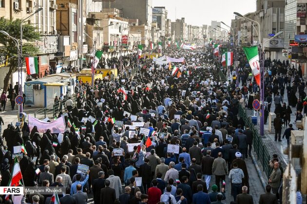 Iranians Condemn Violence on Second Day of Pro-Establishment Rallies