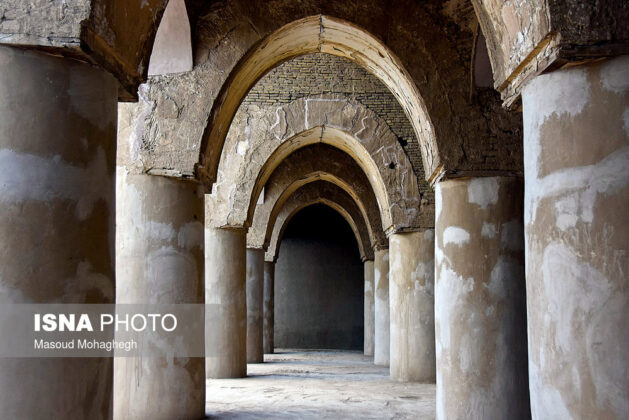 Persian Architecture in Photos: Tarikhaneh Mosque