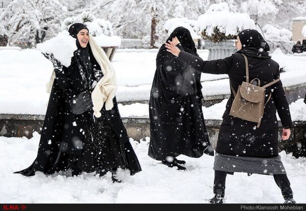 Photos of Tehran Blanketed in Heavy Snow