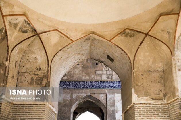 Persian Architecture in Photos: Old Mosque of Mashhad
