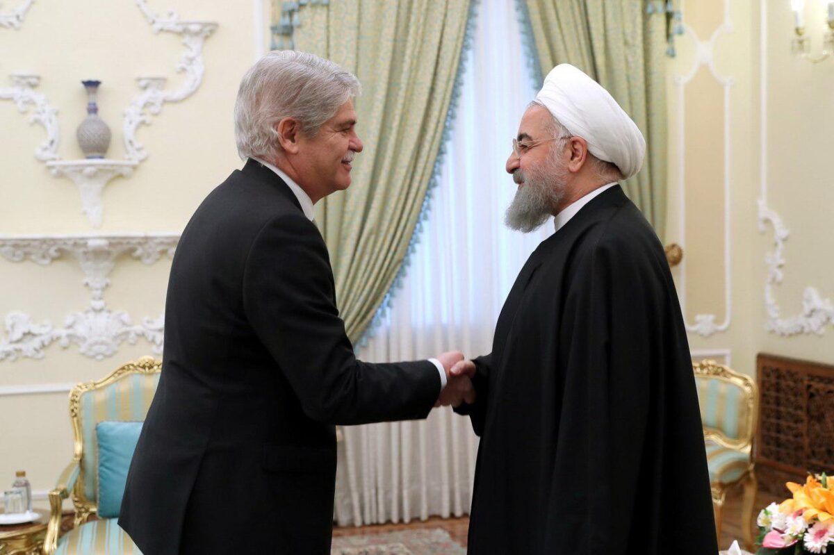 Iran President Calls for Promotion of Ties with Spain