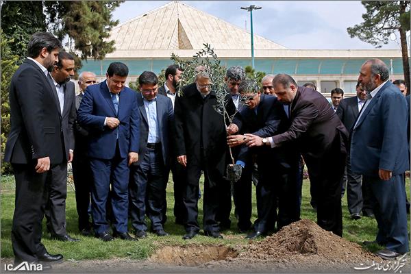 Iran’s Larijani Plants Olive Sapling as Sign of Peace on Arbour Day 28 Iran’s Larijani Plants Olive Sapling as Sign of Peace on Arbour Day