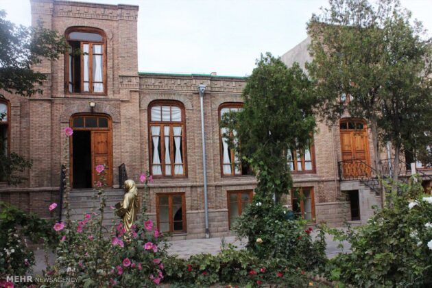House of Top Iranian Poetess in Tabriz