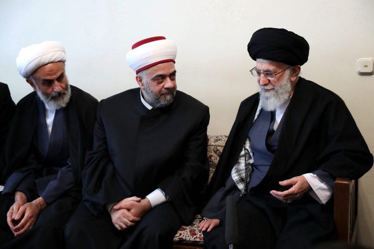 Abjection of Muslim Nations Blamed on Their Leaders: Ayatollah Khamenei