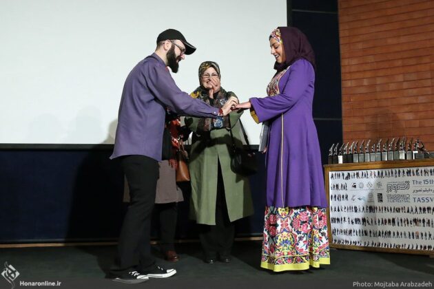 Marriage Proposal at Iranian Photo Festival Raises Eyebrows