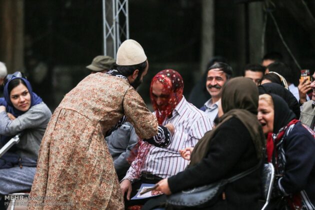 Tehran Hosts Street Performances on World Theatre Day