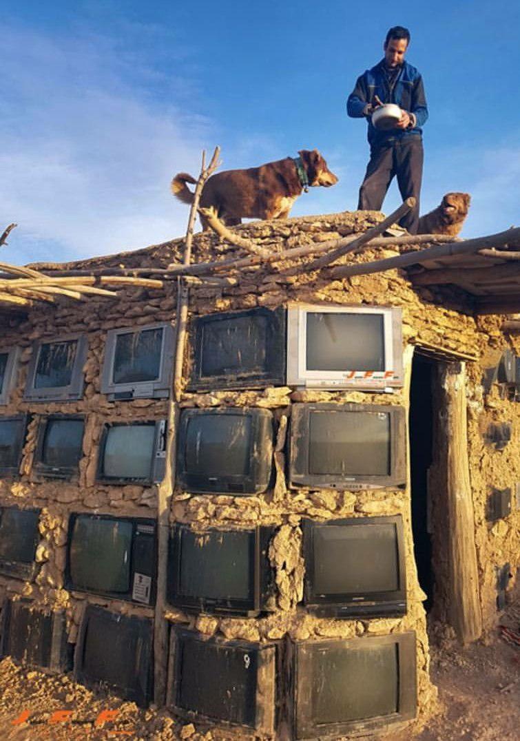 Iranian Villager Uses TV Sets to Build His Strange House!