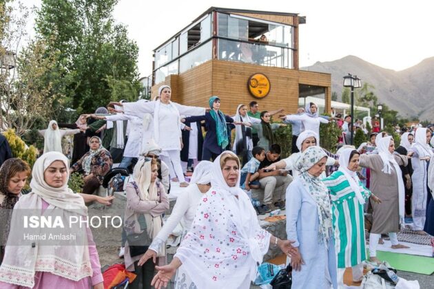 Tehran Hosts Largest Gathering of Iranian Yogis