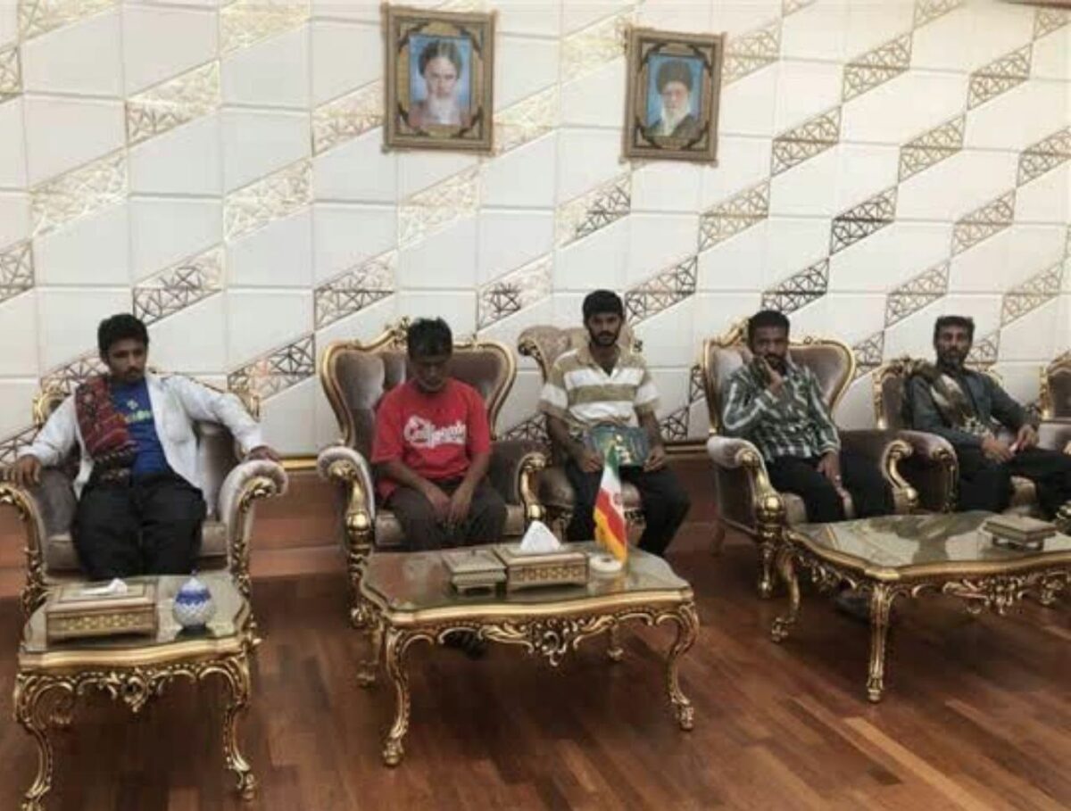 17 Iranian Sailors Held by Somalia Return Home