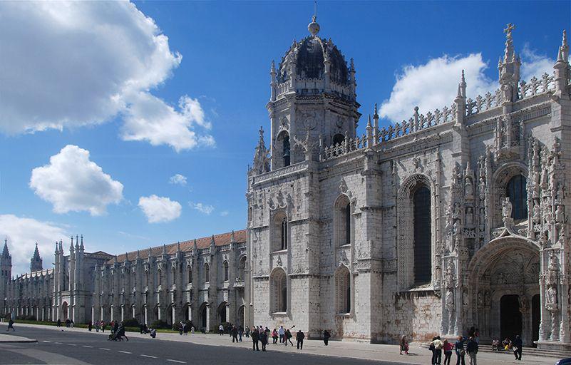 A Guide to Visiting Lisbon with Low Budget