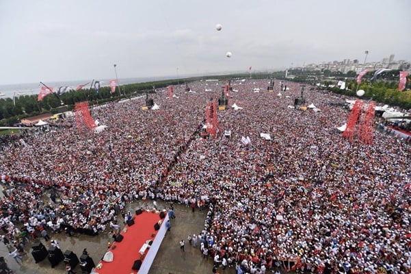 Polls Open in Turkey Most Fiercely-Fought Presidential Elections