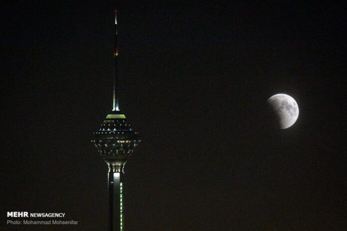 Longest Lunar Eclipse of Century_in iran