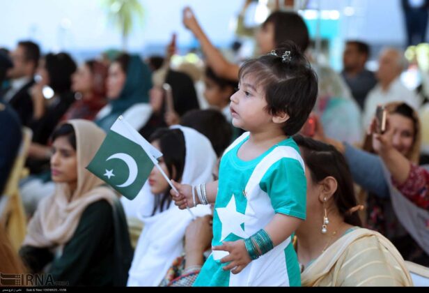 Pakistanis Mark Independence Day in Tehran