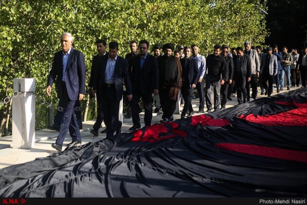 Flag Hoisted on 1km-High Pole to Mark Imam Hussein’s Martyrdom